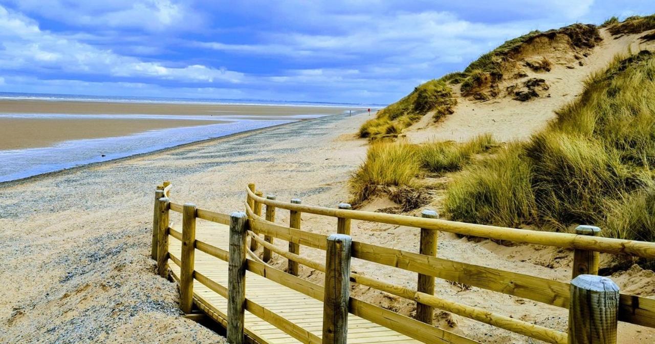 Presthaven Holiday Resort - Direct Access To Beach Престатин Екстериор снимка